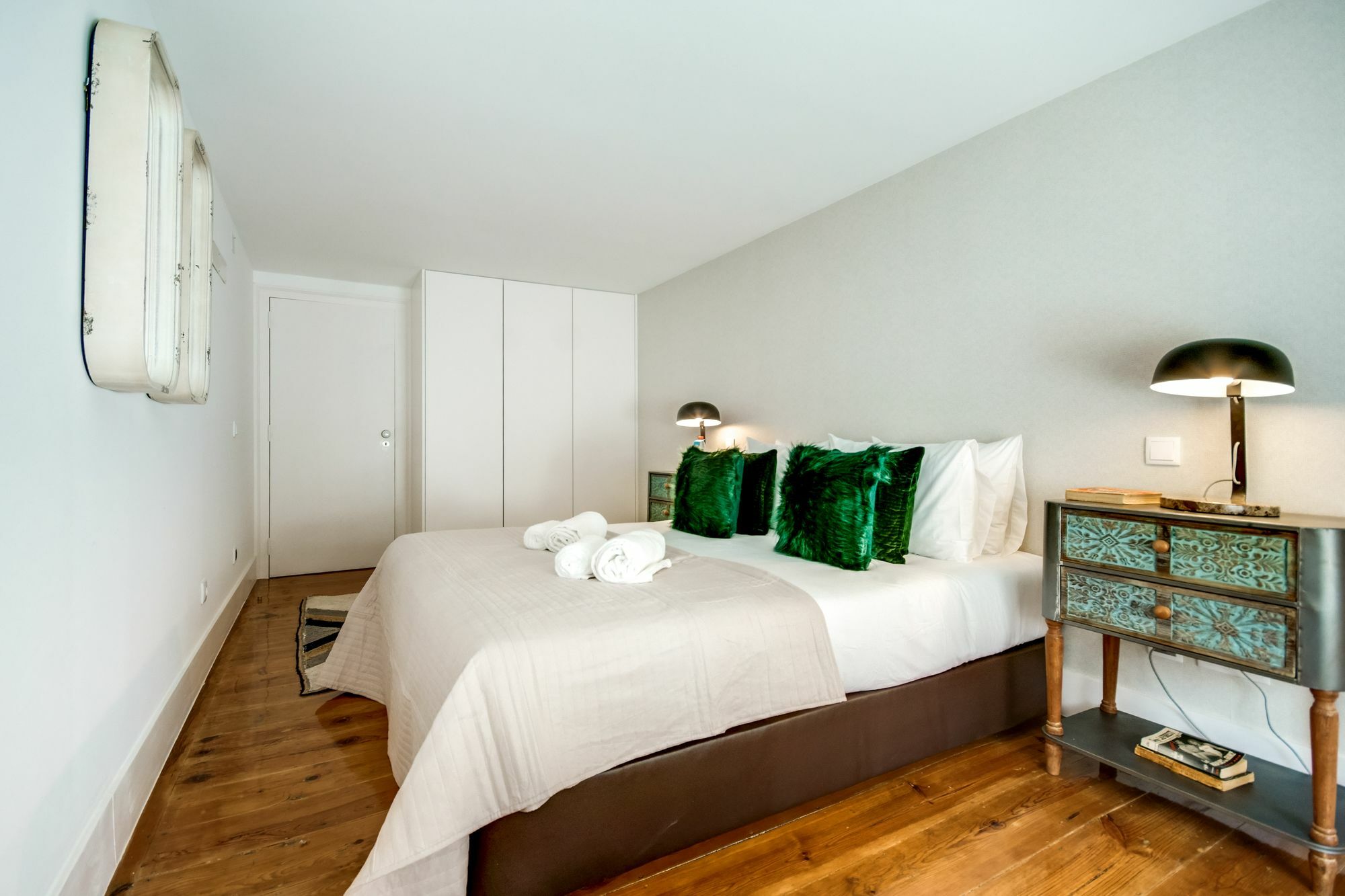 Sweet Inn Apartment - Chiado Luxury Lisbon Exterior photo